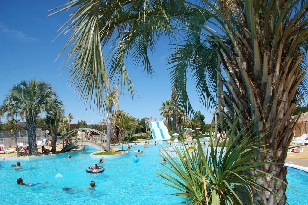Camping Resort Les Champs Blancs Agde Kültér fotó