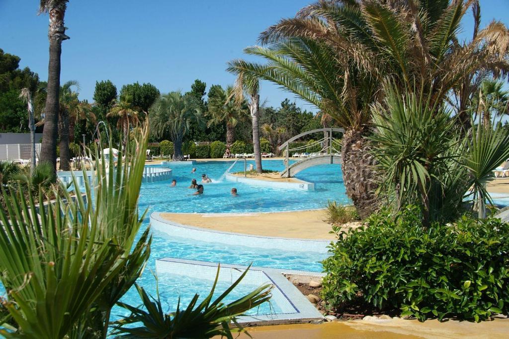 Camping Resort Les Champs Blancs Agde Kültér fotó